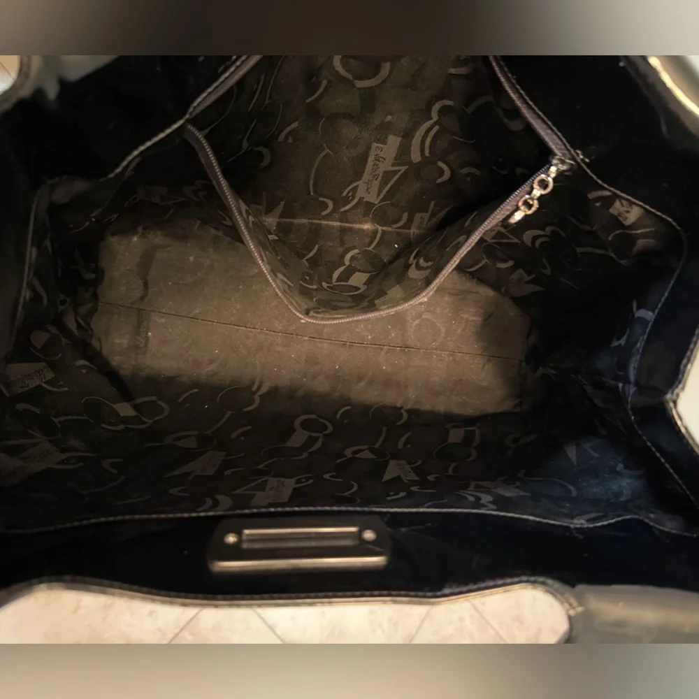 Salvatore Ferragamo Black Patent Leather Gancini LARGE Tote/ Shoulder Bag